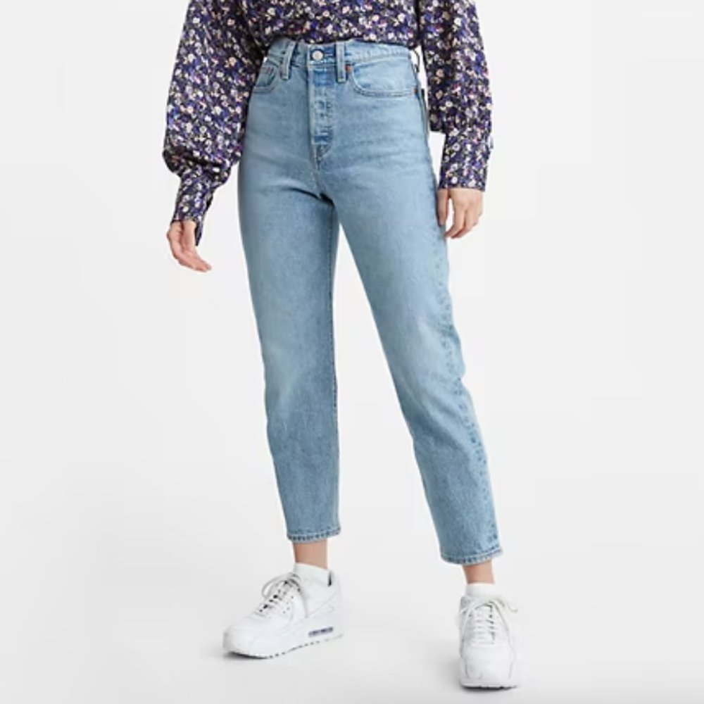 Levi’s Wedgie Fit Jeans